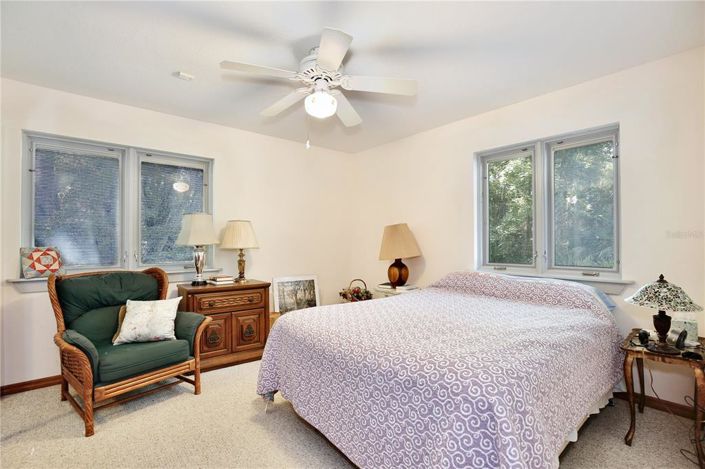 Image No.32-4 Bed House for sale