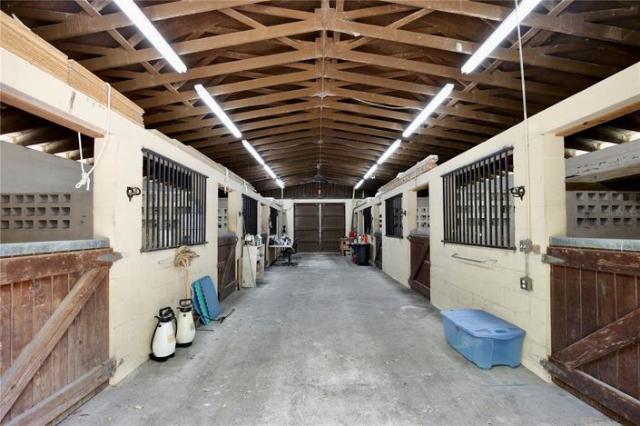 Image No.49-4 Bed House for sale