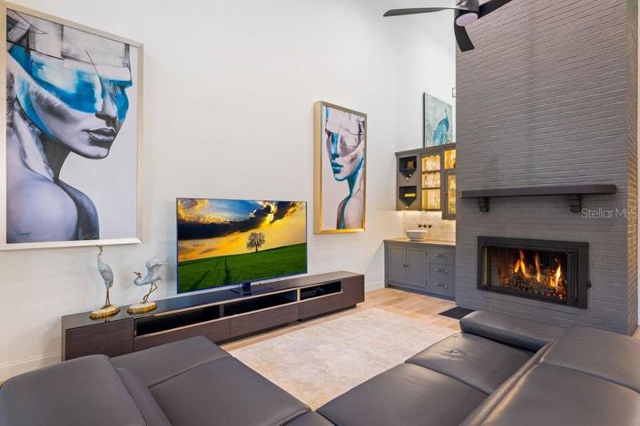 Image No.11-3 Bed House for sale