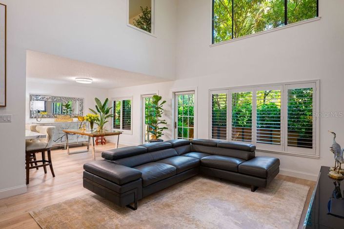 Image No.12-3 Bed House for sale