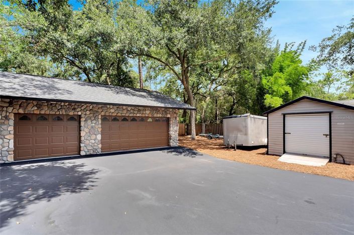 Image No.19-3 Bed House for sale