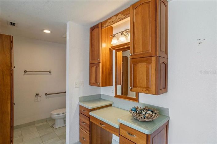 Image No.37-5 Bed House for sale