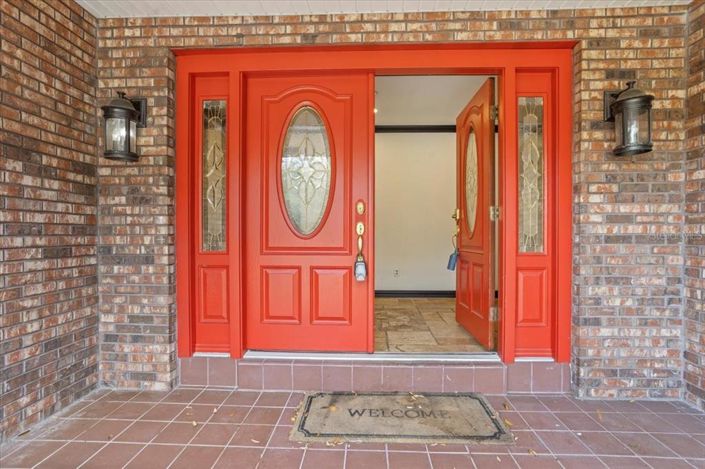 Image No.4-5 Bed House for sale