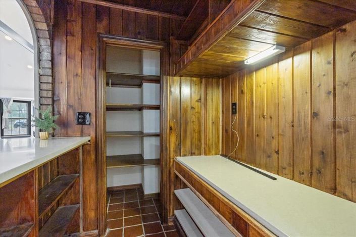Image No.48-5 Bed House for sale