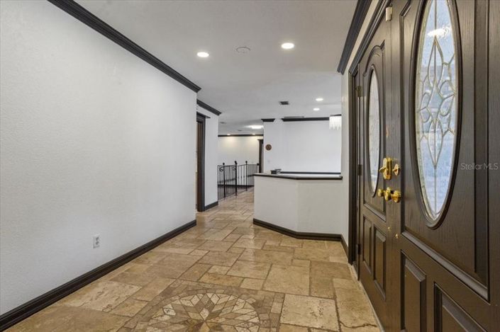 Image No.5-Maison de 5 chambres à vendre à Saint John