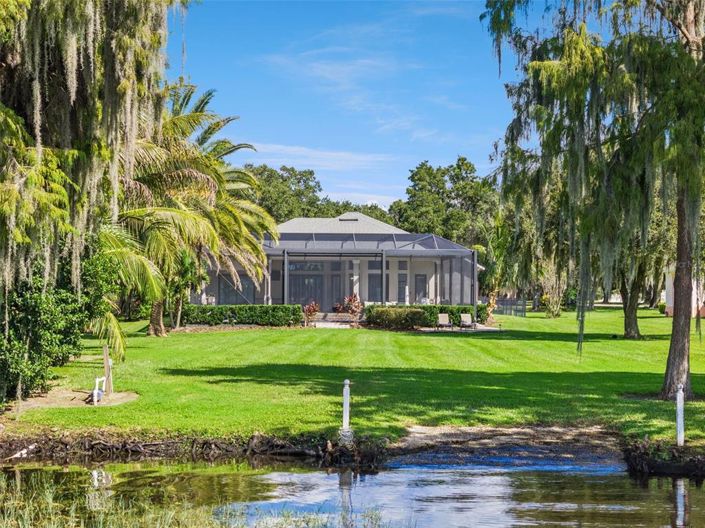 Image No.12-4 Bed House for sale