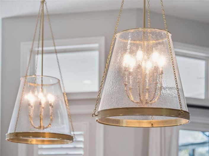 Image No.20-4 Bed House for sale