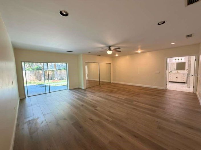 Image No.19-4 Bed House for sale