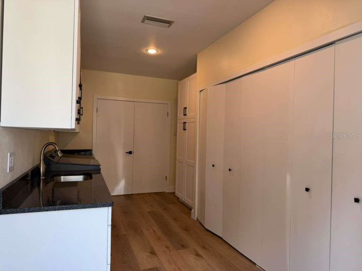 Image No.24-4 Bed House for sale