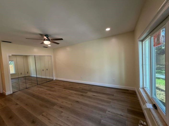 Image No.27-4 Bed House for sale