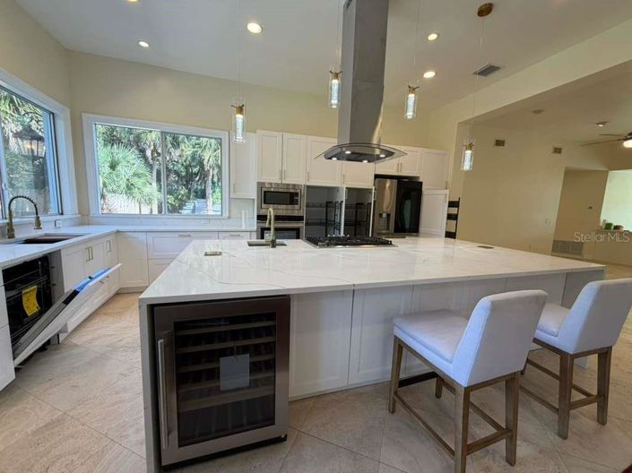 Image No.3-4 Bed House for sale