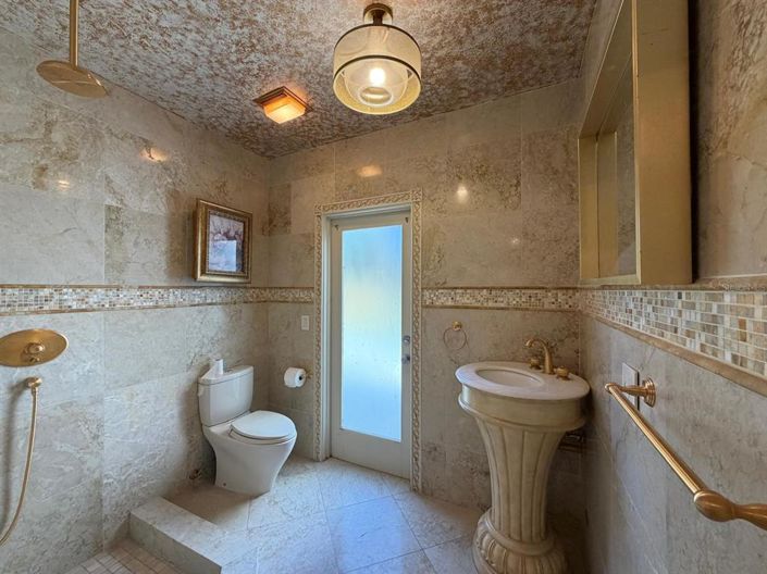 Image No.31-4 Bed House for sale