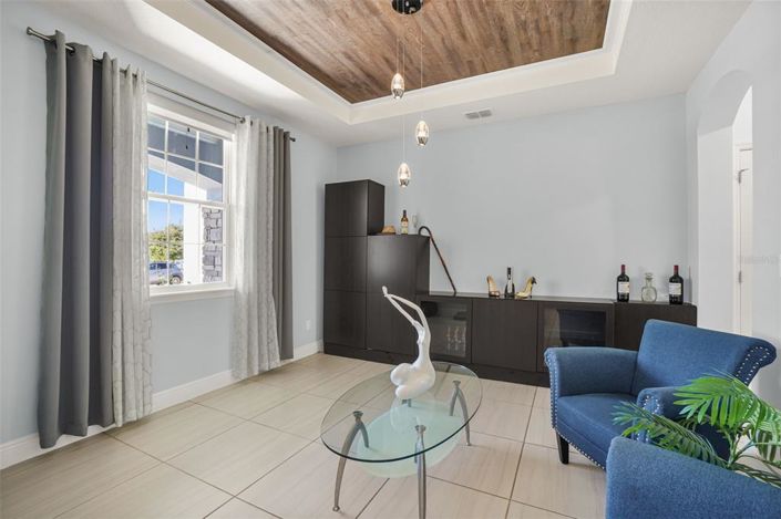 Image No.16-6 Bed House for sale