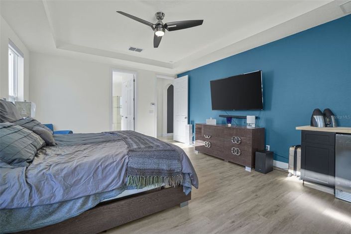 Image No.21-6 Bed House for sale