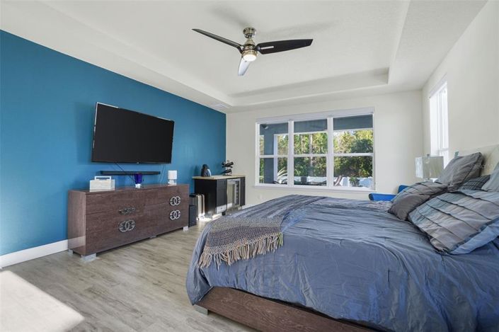 Image No.23-6 Bed House for sale