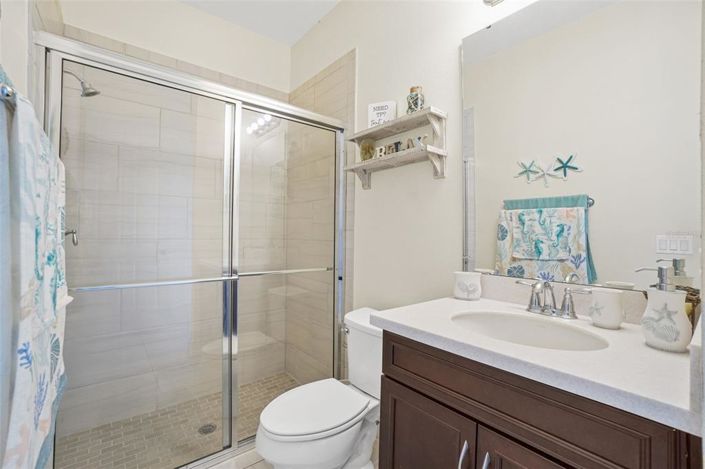 Image No.29-6 Bed House for sale