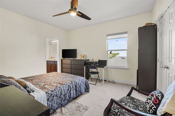 Image No.47-6 Bed House for sale