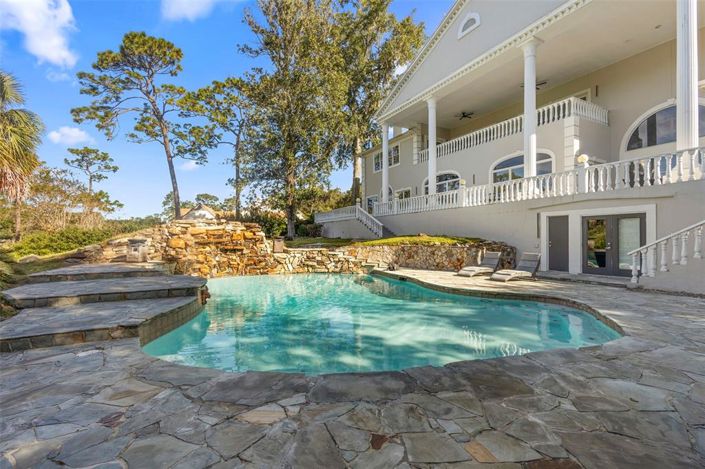 Image No.16-5 Bed House for sale