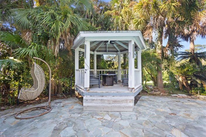 Image No.18-5 Bed House for sale