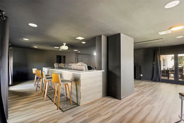 Image No.43-5 Bed House for sale