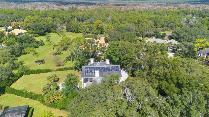 Image No.8-5 Bed House for sale