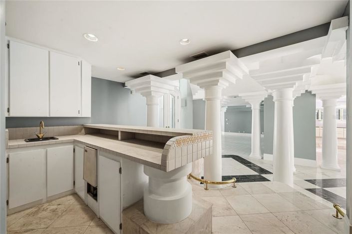 Image No.13-4 Bed House for sale