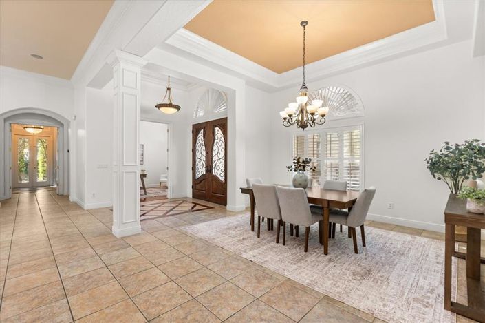 Image No.14-5 Bed House for sale