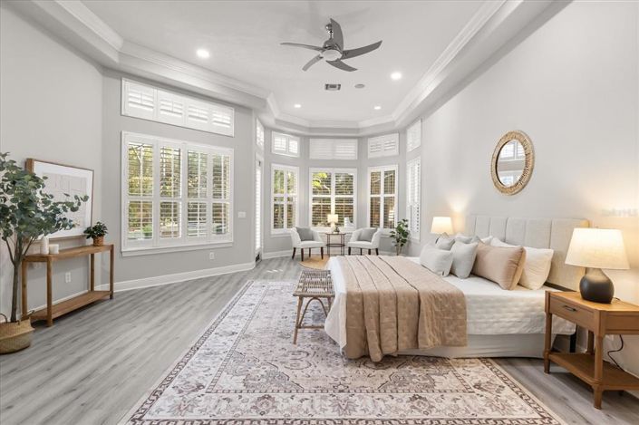 Image No.29-5 Bed House for sale