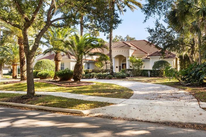 Image No.3-5 Bed House for sale