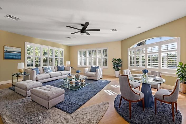 Image No.49-5 Bed House for sale