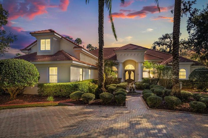 Image No.7-5 Bed House for sale