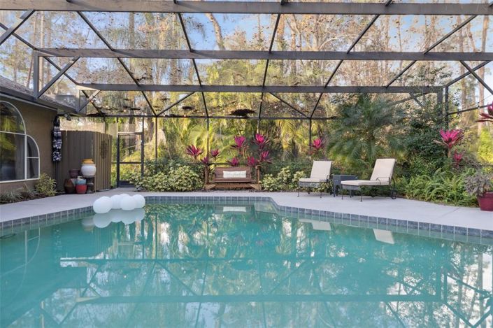 Image No.2-4 Bed House for sale