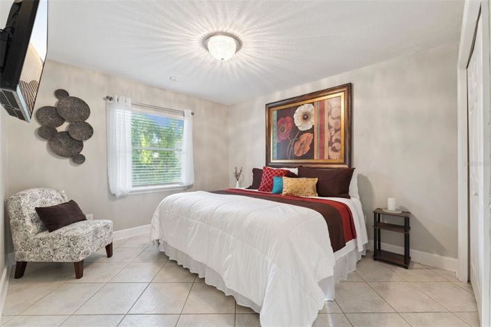 Image No.21-4 Bed House for sale