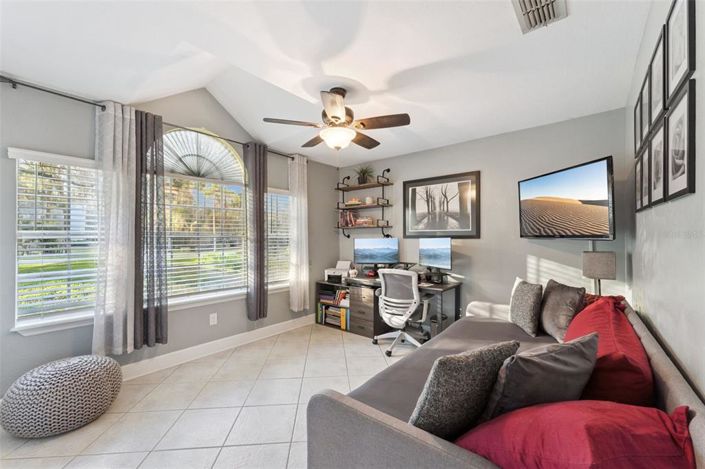 Image No.23-4 Bed House for sale