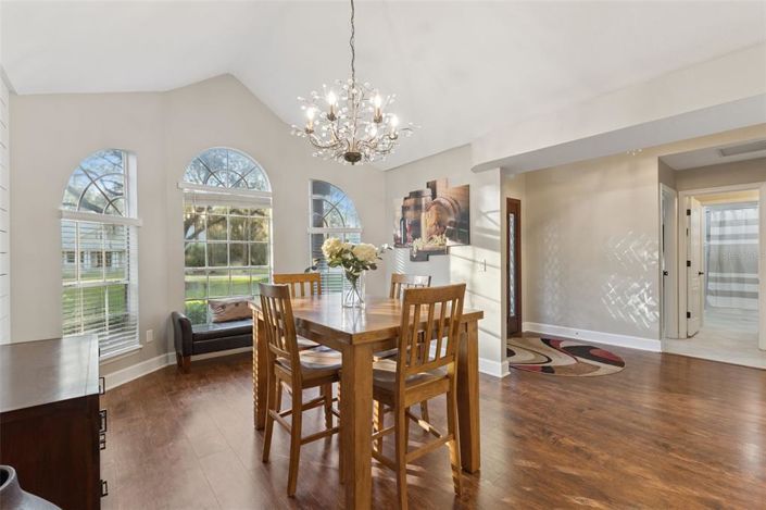 Image No.6-4 Bed House for sale