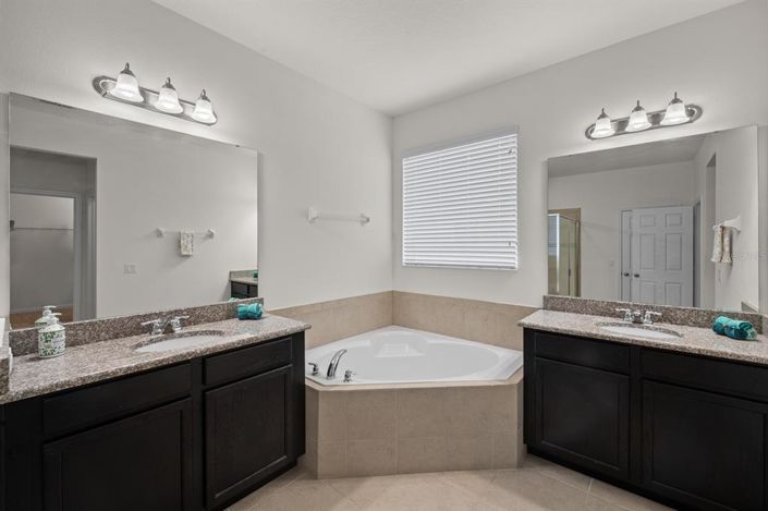 Image No.19-Maison de 4 chambres à vendre à Saint John