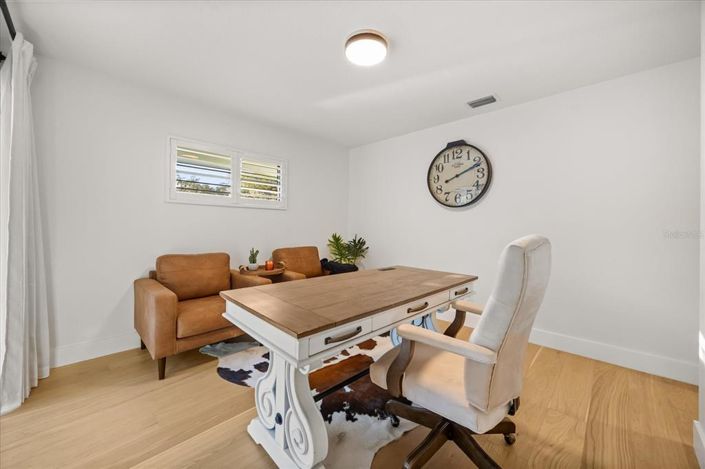 Image No.22-4 Bed House for sale