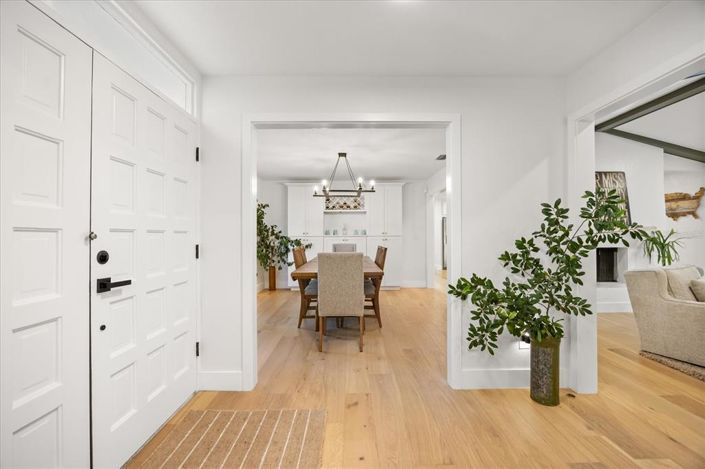 Image No.24-4 Bed House for sale