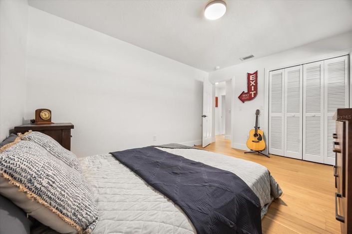 Image No.26-4 Bed House for sale