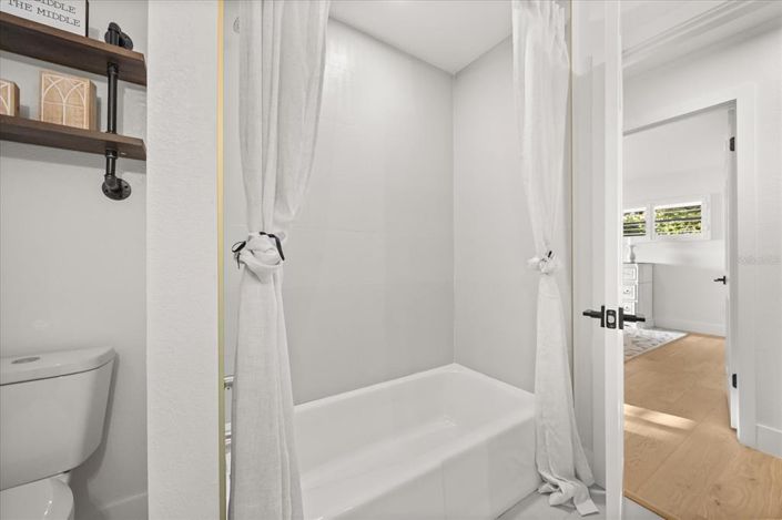 Image No.28-4 Bed House for sale