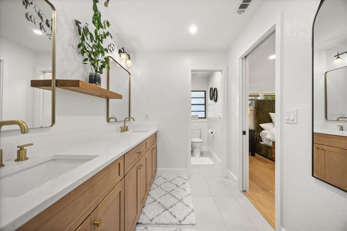 Image No.39-4 Bed House for sale