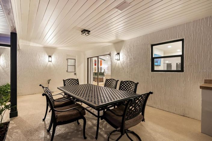 Image No.49-4 Bed House for sale