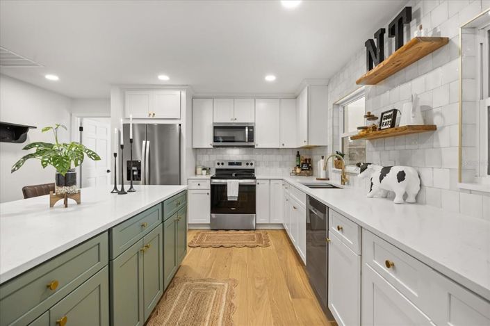 Image No.5-4 Bed House for sale