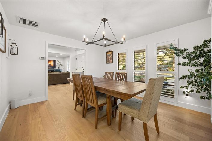 Image No.9-4 Bed House for sale