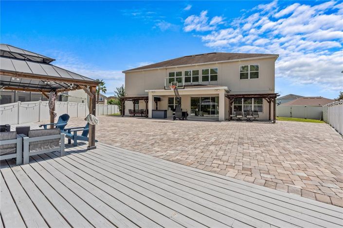 Image No.33-6 Bed House for sale