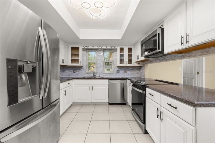 Image No.13-4 Bed House for sale