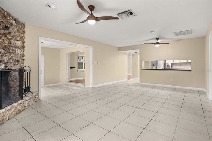 Image No.18-4 Bed House for sale