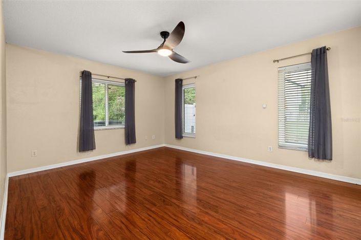 Image No.31-4 Bed House for sale