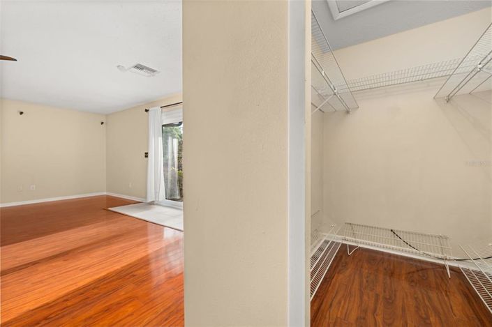 Image No.50-4 Bed House for sale