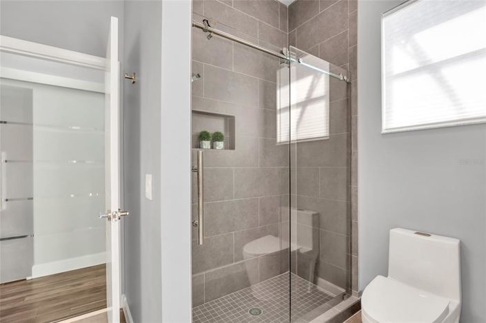 Image No.29-3 Bed House for sale